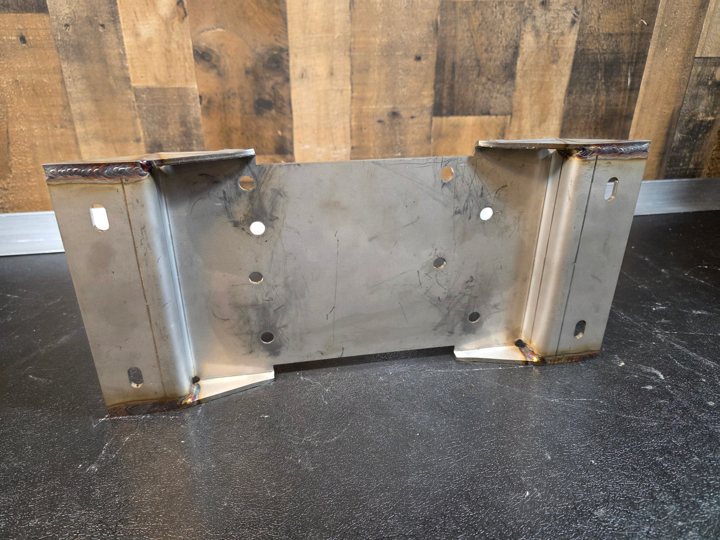 Predator 212 / 301 / 420 / 670 Engine Mount Plate